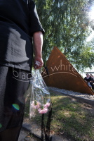 Einweihung eines Gedenksteins